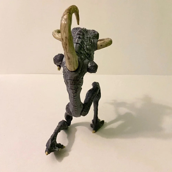 Vintage 1995 McFarlane Toys Spawn Violator Monster 9 Inch Tall  Action Figure - Picture 5 of 16
